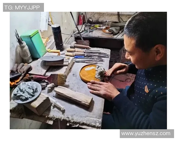 朱荣振的艺术之路：从传统到现代的跨越与创新探索